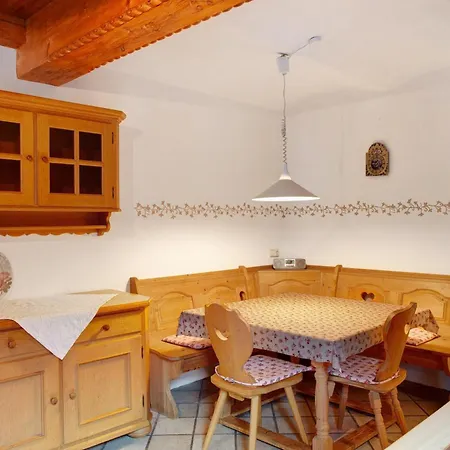 Apartman Zum Schnitzer Franzl
