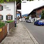 Zum Schnitzer Franzl * Garmisch-Partenkirchen