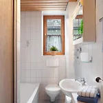 Zum Schnitzer Franzl Apartmán *