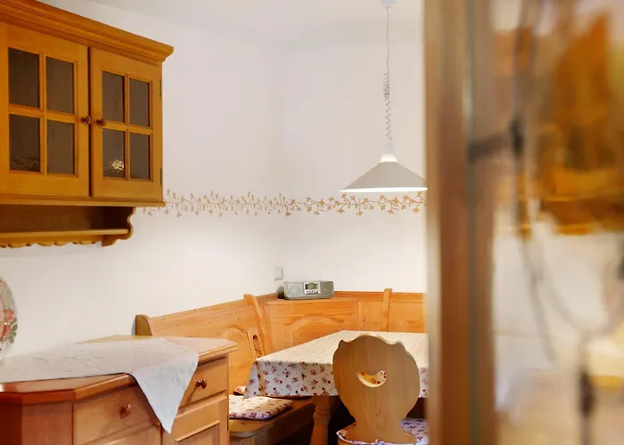 Zum Schnitzer Franzl *