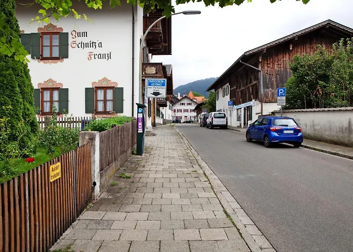 Zum Schnitzer Franzl * Garmisch-Partenkirchen